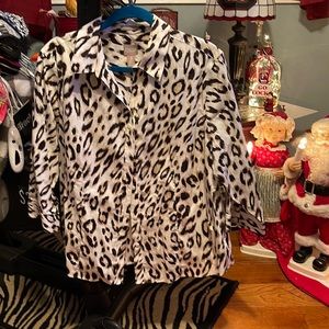 Chicos button up top